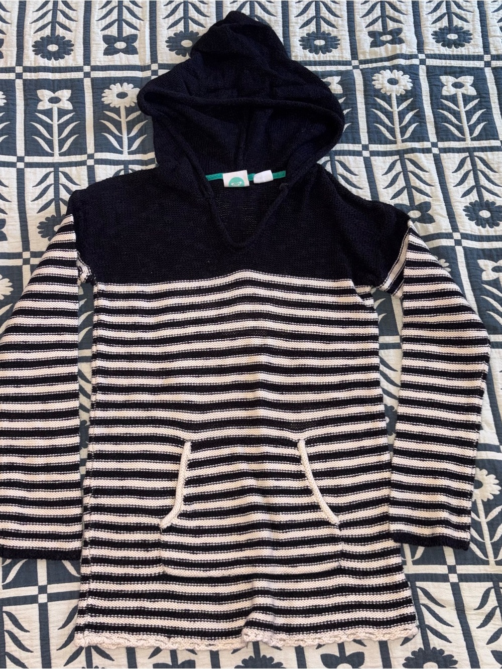 Roxy Girl Hooded Sweater Kangaroo Pocket Size L 12